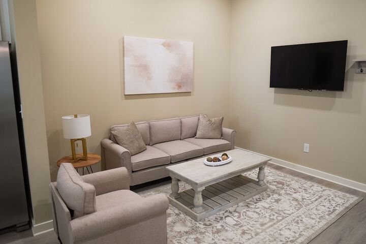 Room 6 of 30