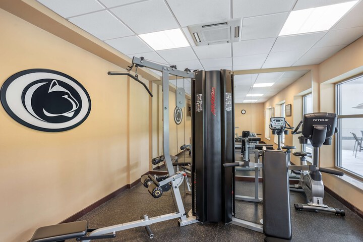 Best Western Plus University Park Inn & Suites