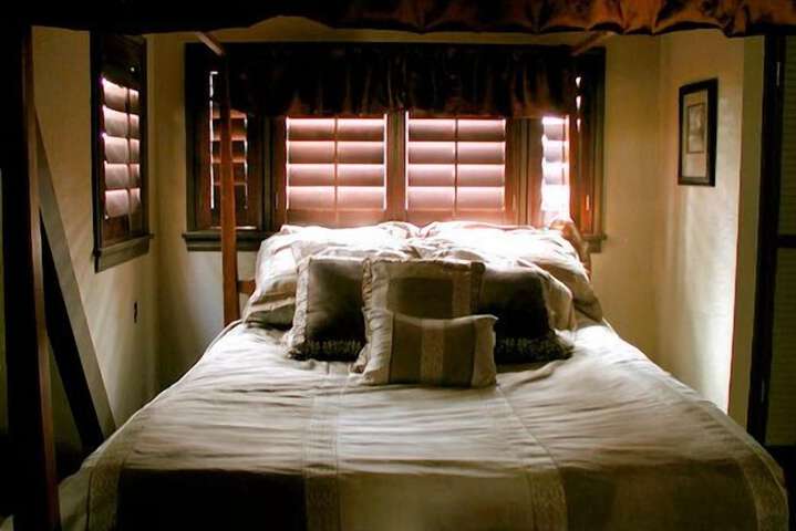 Room 16 of 23