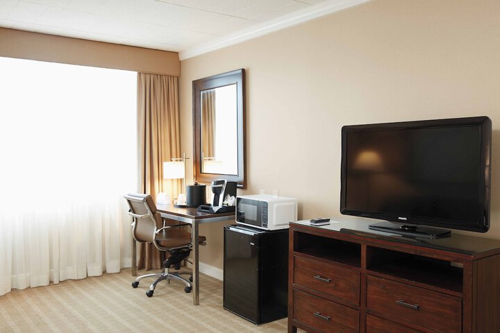 Ethan Allen Hotel