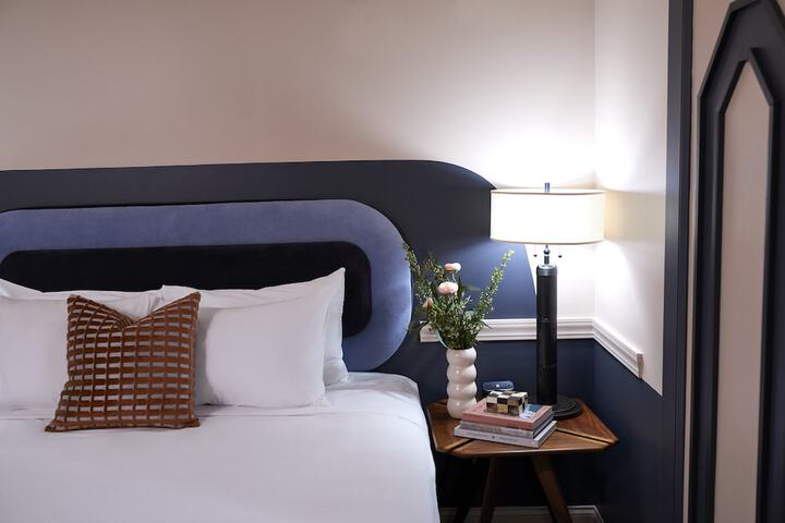 The Oliver Hotel