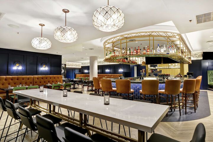 Embassy Suites by Hilton Minneapolis Airport