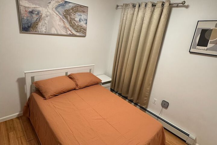 Spacious 3BR Family Home Near Everything