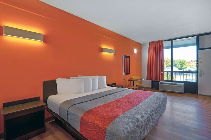 Motel 6 Seaford DE