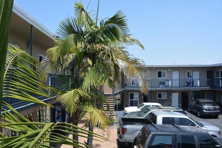 Hotel 4 of 51