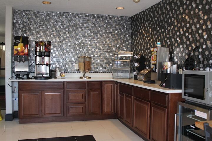 Breakfast/Coffee Service 52 of 54