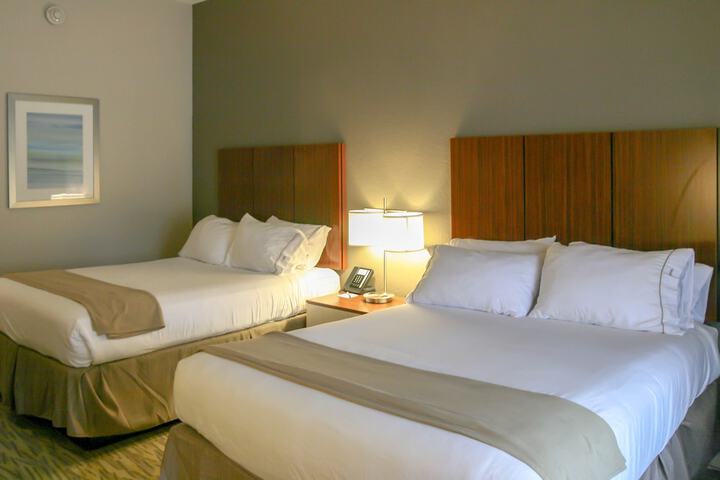 Room 26 of 45