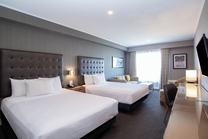 Room 33 of 67