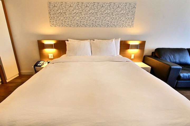 Room 55 of 112