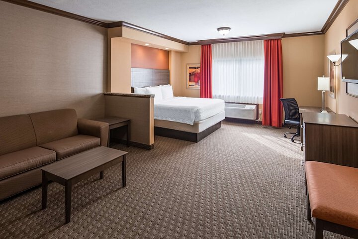Room 15 of 41