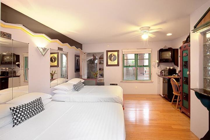 Room 20 of 83