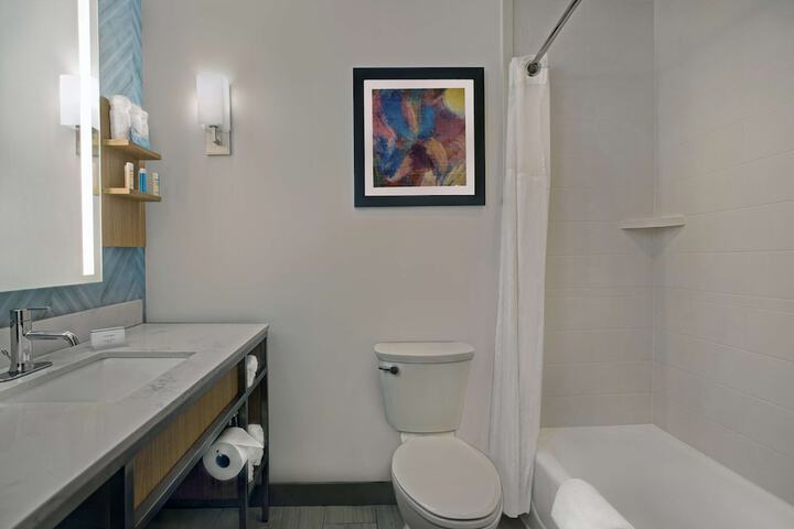 Room 34 of 56