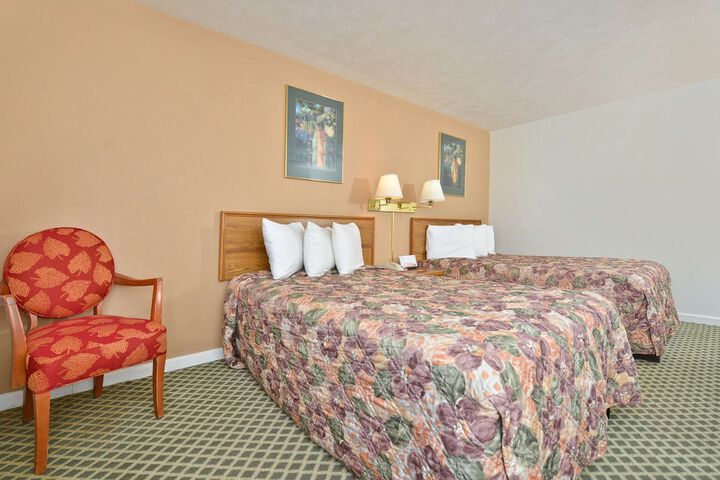 Room 16 of 28