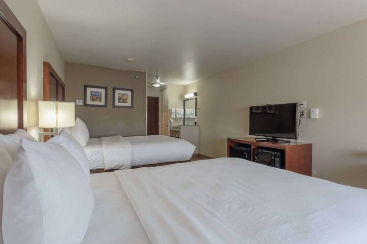 Room 90 of 132