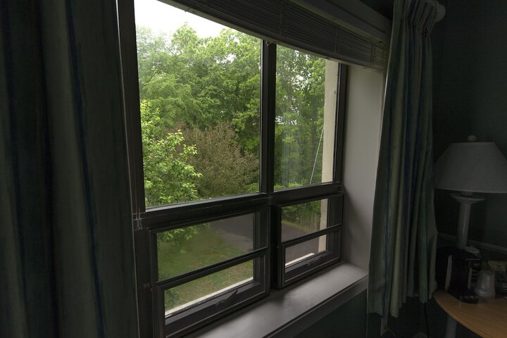 Room 21 of 115