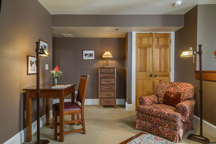 Room 40 of 97
