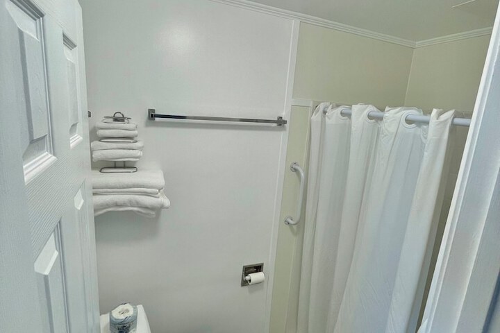 Ocean Crest Motel