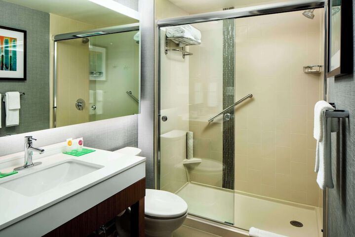 Room 10 of 20