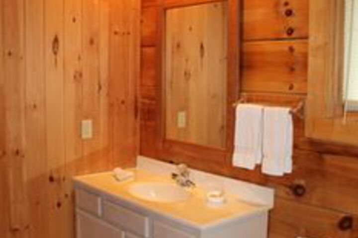 Riverside Log Cabins
