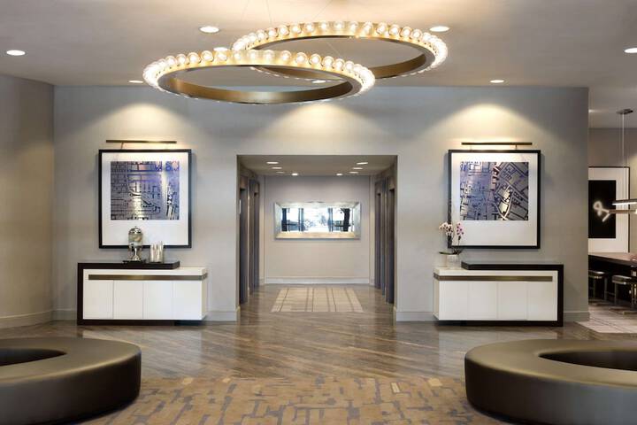 Hotel Interior 4 of 75