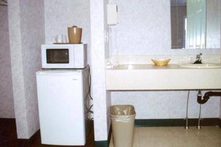 Red Carpet Inn and Suites - Hammonton West / Winslow Township