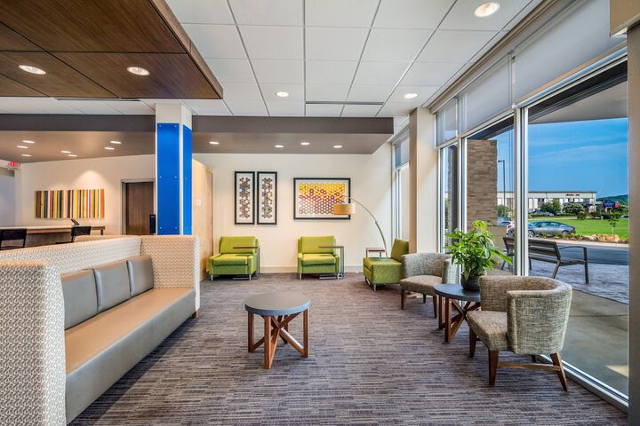 Holiday Inn Express and Suites Asheboro by IHG