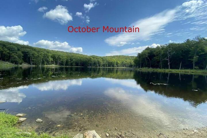 5 Bed 3 bath Apt Near Jiminy Peak Berkshires