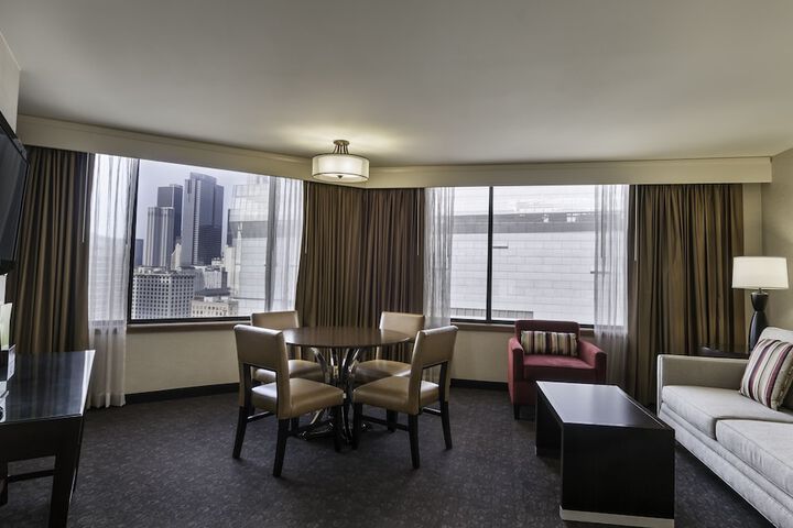 Room 22 of 115