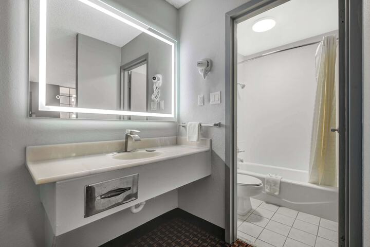 Motel 6 Chickasha Ok