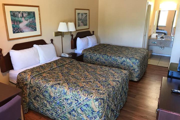 Room 47 of 68
