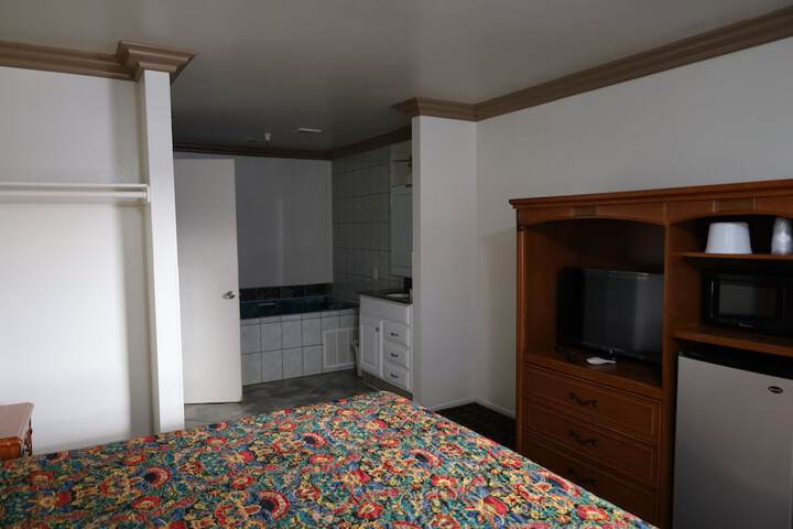 Room 33 of 56