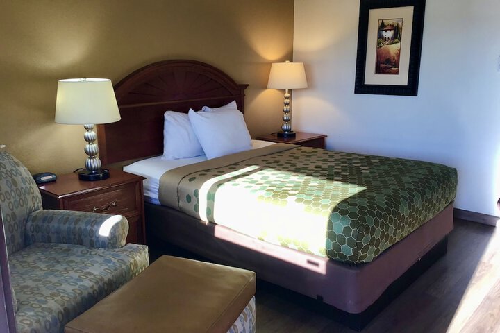Room 21 of 27
