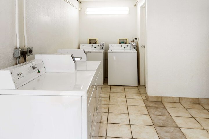 Room 15 of 22