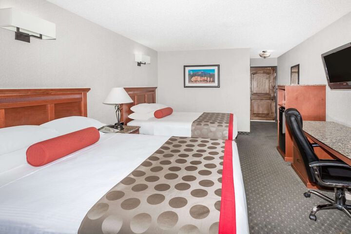 Room 8 of 29