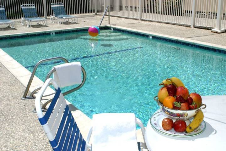 Pool 2 of 25