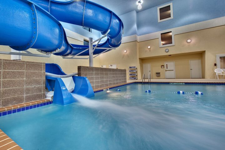 Garner Hotel Brookings by IHG