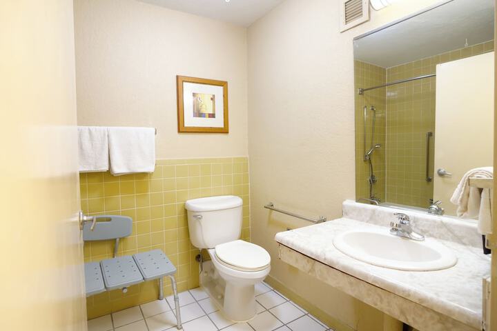 OYO Hotel Harriman near I-40