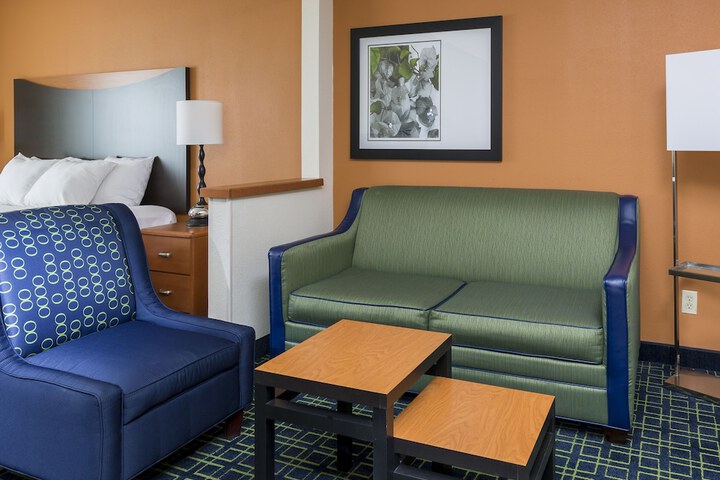 Room 6 of 20
