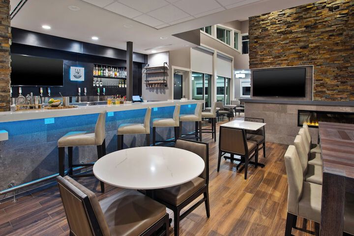 Hotel Interior 13 of 29