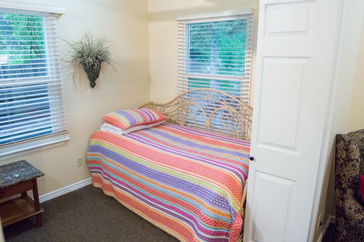 Room 144 of 187