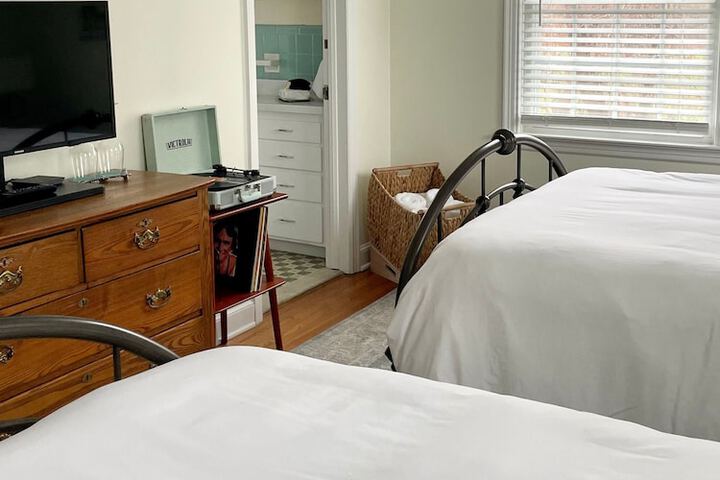 Room 12 of 70