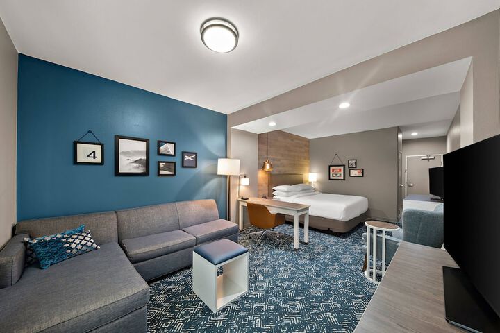 Room 44 of 59