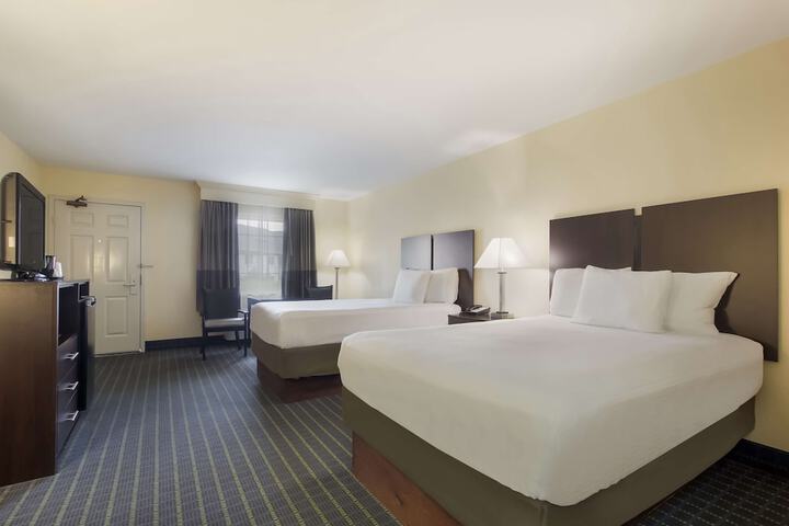 Room 16 of 31
