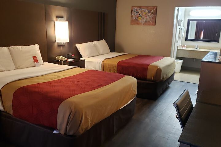 Room 12 of 29