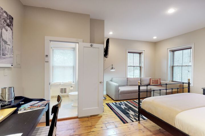Room 20 of 26