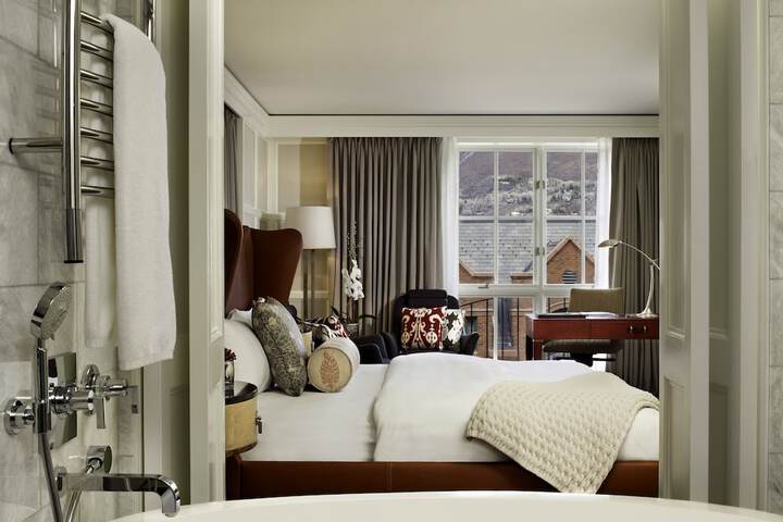 The St. Regis Aspen Resort