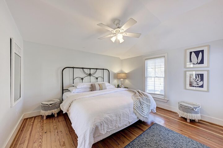 Room 14 of 34