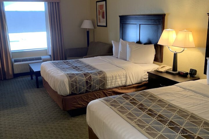 Room 15 of 36