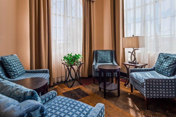 Best Western Plus Wendover Inn