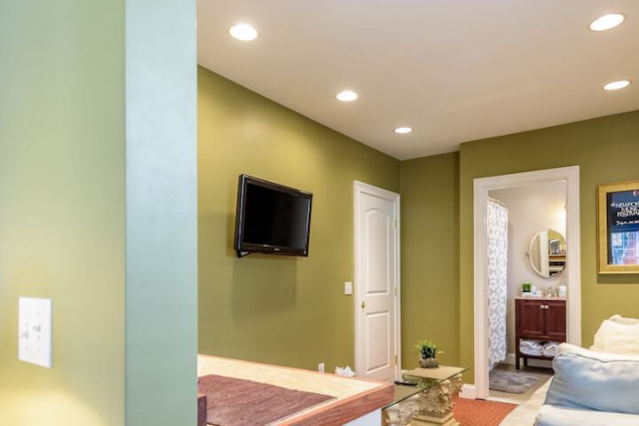 Room 43 of 64